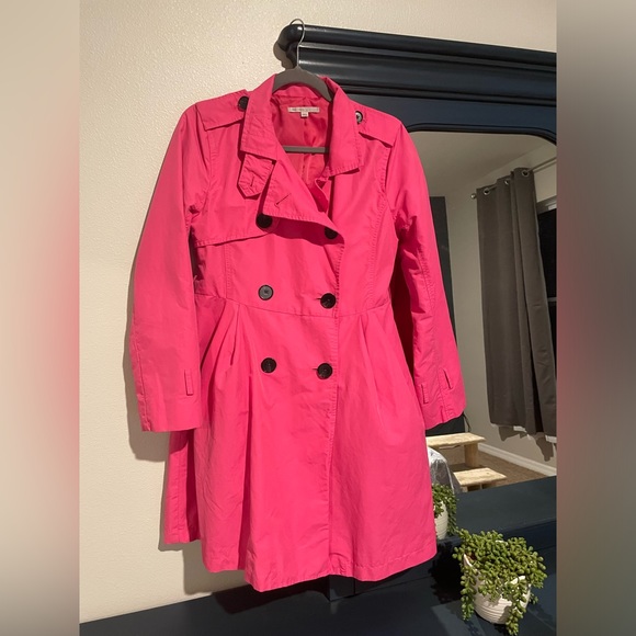 Gap trench coat style rain jacket in Barbie pink - Picture 2 of 5